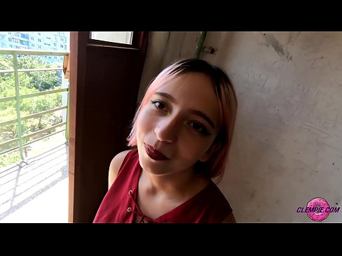 ❤️ 學生性感在內陸吸了一個陌生人 - 射在他臉上 ❤️ 色情 在我們 ☑